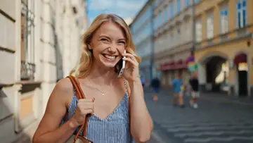 chatting-on-phone-while-walking